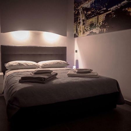 Domus Pupetta Appartement Napels Buitenkant foto